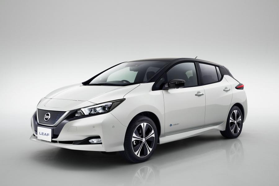  Nissan Leaf 2018 года  (JP) (фото 4 из 35)